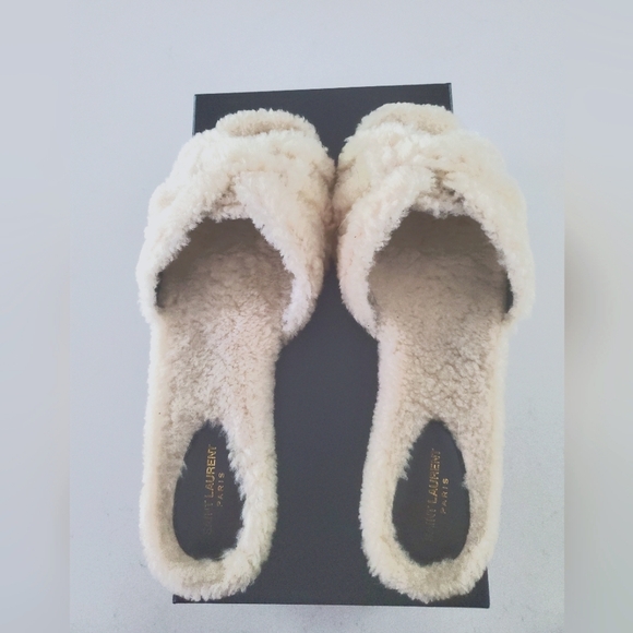 Saint Laurent Shoes - Saint Laurent Shearling Tribute Flat Sandals 40
